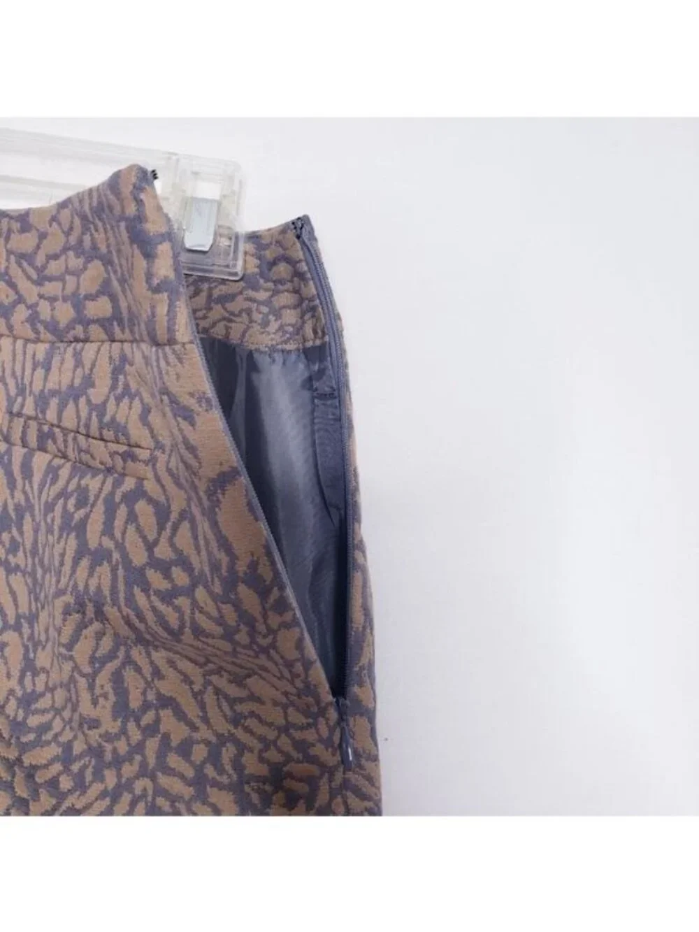 Loft Ann Taylor Tan & Gray Animal Print Career Mini Skirt Women's Size 2